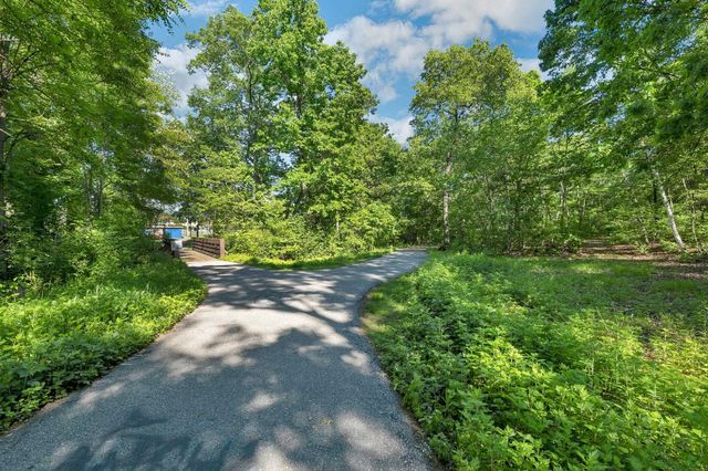 380 Mystic Street, Manchester, NH 03103