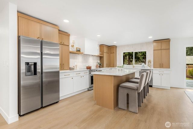 9802 Onyx Drive SW, Lakewood, WA 98498