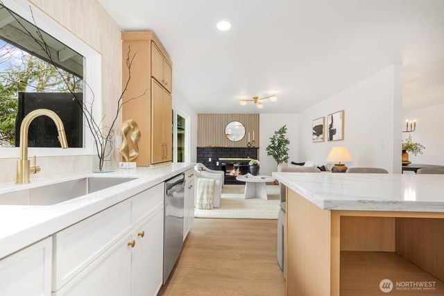 9802 Onyx Drive SW, Lakewood, WA 98498