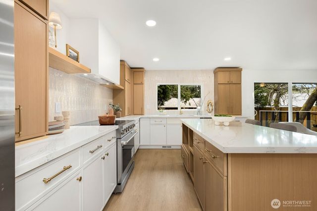 9802 Onyx Drive SW, Lakewood, WA 98498