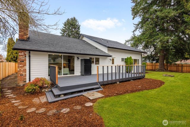 9802 Onyx Drive SW, Lakewood, WA 98498