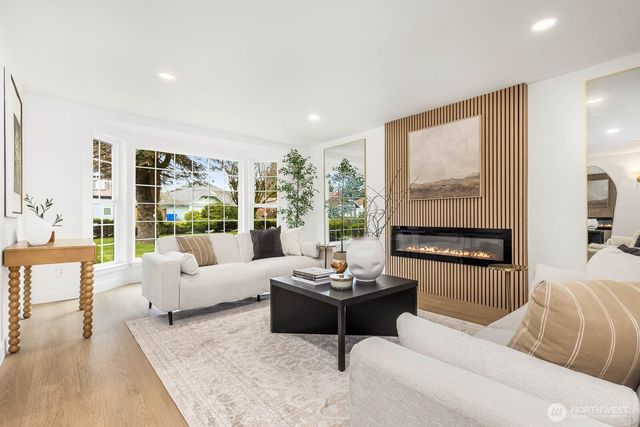 9802 Onyx Drive SW, Lakewood, WA 98498