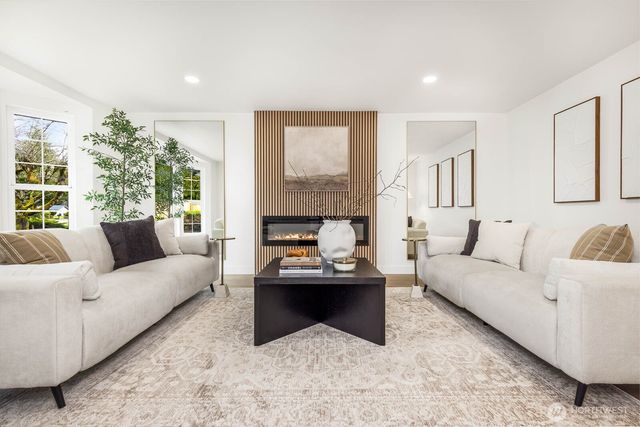 9802 Onyx Drive SW, Lakewood, WA 98498