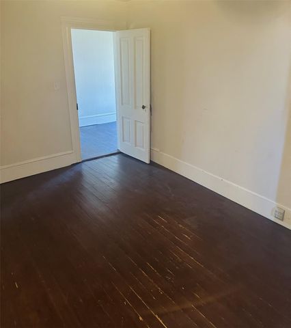 202 W Highway 79 Highway, Hutto, TX 78634