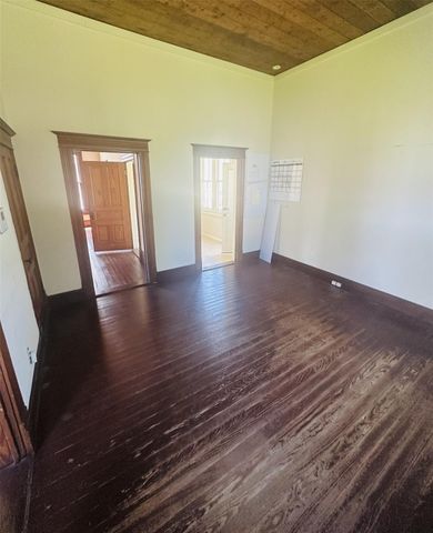 202 W Highway 79 Highway, Hutto, TX 78634