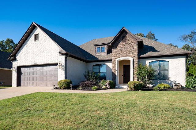 5120 Trinity Crossing Drive, Conway, AR 72034