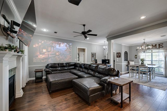 5120 Trinity Crossing Drive, Conway, AR 72034