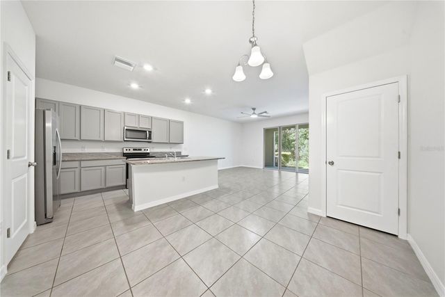 1574 HUBBELL ROAD, Wesley Chapel, FL 33543