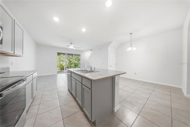 1574 HUBBELL ROAD, Wesley Chapel, FL 33543