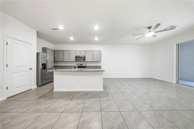 1574 HUBBELL ROAD, Wesley Chapel, FL 33543