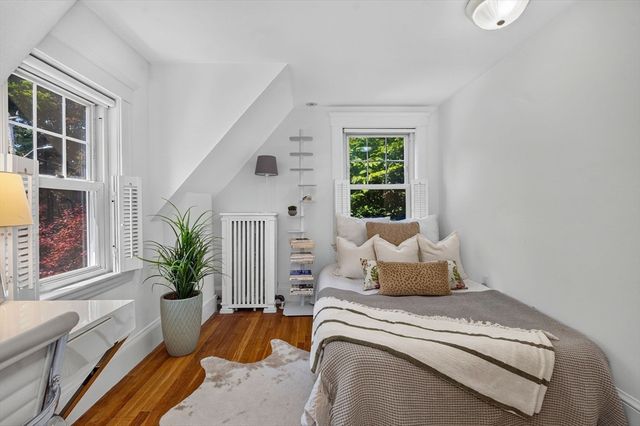 43 Atwood St, Wellesley, MA 02482