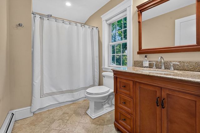 43 Atwood St, Wellesley, MA 02482