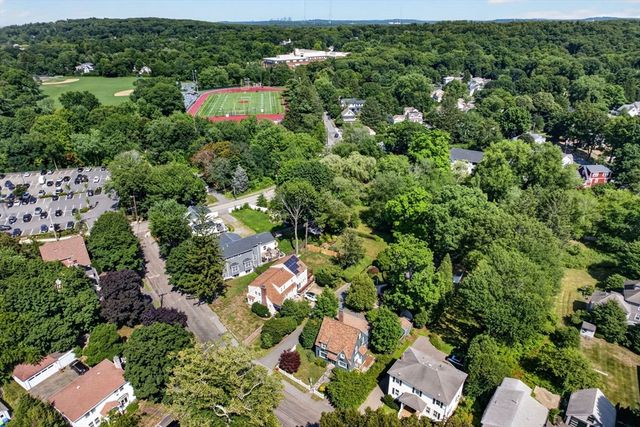 43 Atwood St, Wellesley, MA 02482