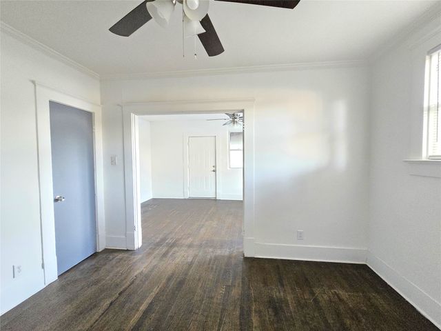 630 N Ewing Avenue, Dallas, TX 75203