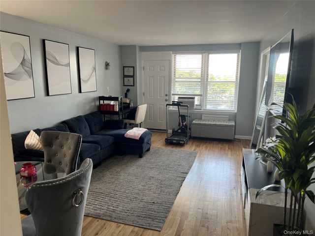 84-70 129th Street 5B, Kew Gardens, NY 11415