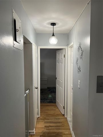 84-70 129th Street 5B, Kew Gardens, NY 11415