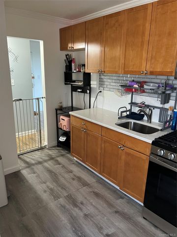 84-70 129th Street 5B, Kew Gardens, NY 11415