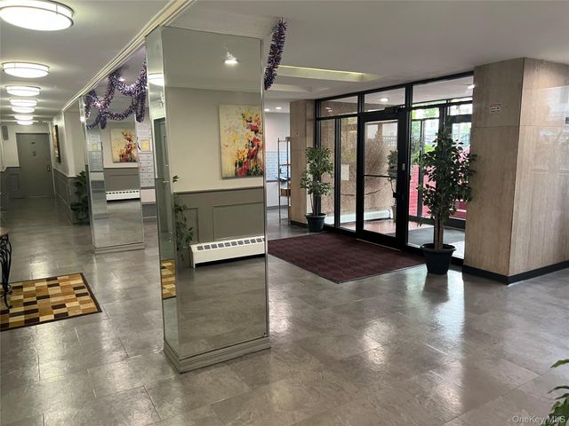 84-70 129th Street 5B, Kew Gardens, NY 11415