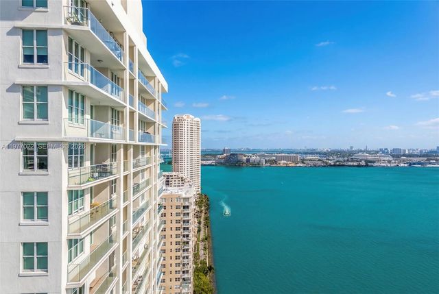 800 Claughton Island Dr 2804, Miami, FL 33131