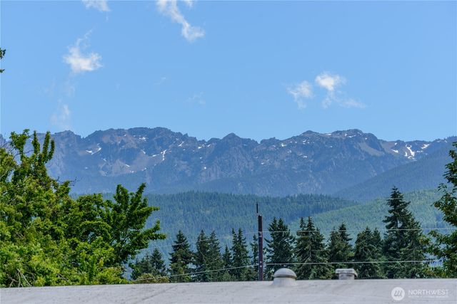 1031 W Glenwood Street, Port Angeles, WA 98363
