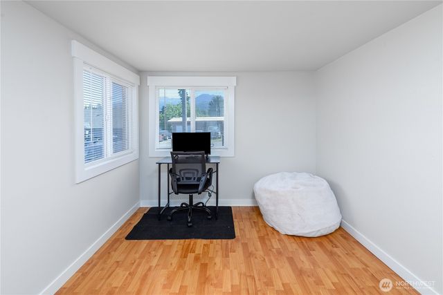 1031 W Glenwood Street, Port Angeles, WA 98363