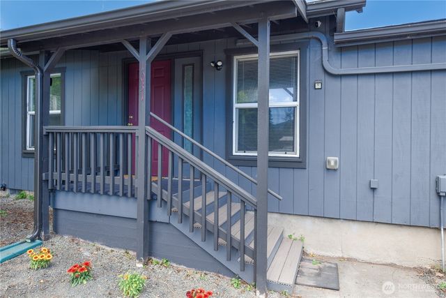 1031 W Glenwood Street, Port Angeles, WA 98363