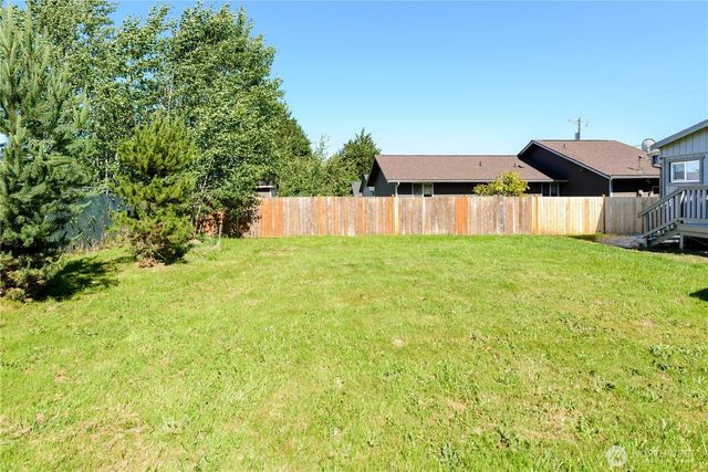 1031 W Glenwood Street, Port Angeles, WA 98363