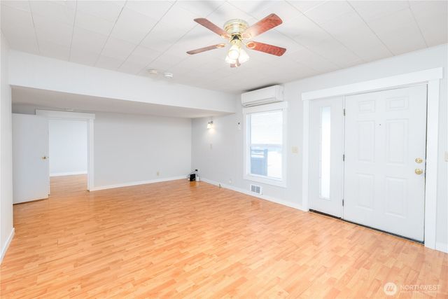 1031 W Glenwood Street, Port Angeles, WA 98363
