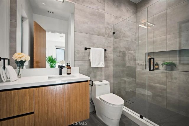 4458 Katherine Avenue, Sherman Oaks, CA 91423