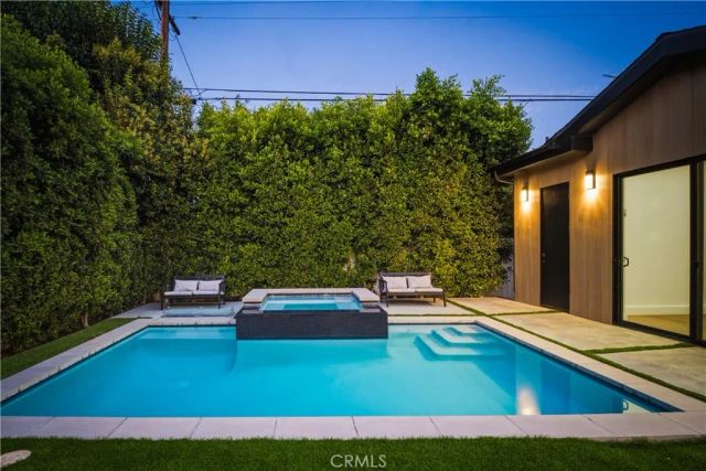 4458 Katherine Avenue, Sherman Oaks, CA 91423