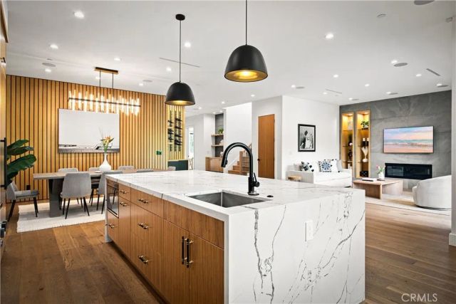 4458 Katherine Avenue, Sherman Oaks, CA 91423