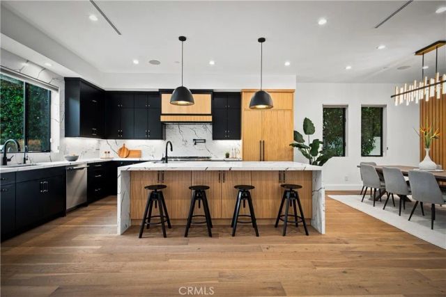 4458 Katherine Avenue, Sherman Oaks, CA 91423