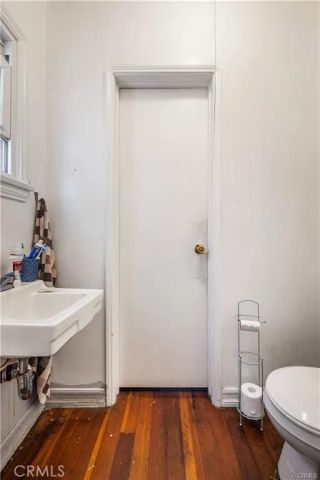 3786 Dublin, Los Angeles, CA 90018