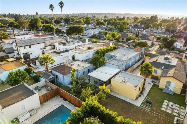 3786 Dublin, Los Angeles, CA 90018