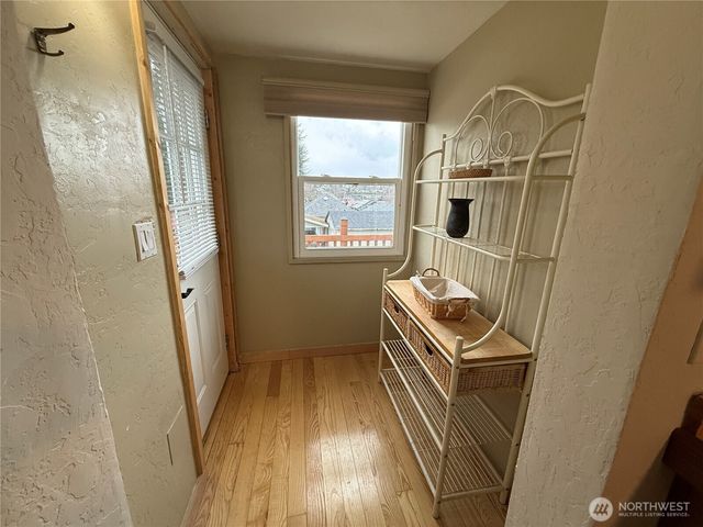 919 Pacific Avenue, Bremerton, WA 98337