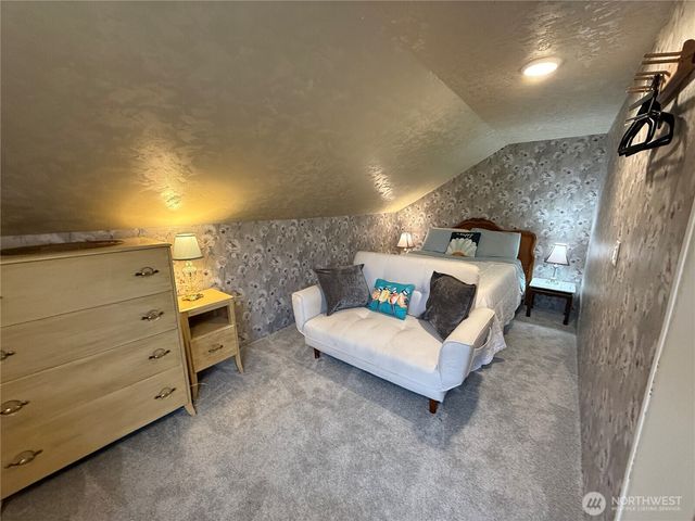 919 Pacific Avenue, Bremerton, WA 98337