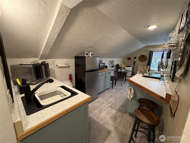 919 Pacific Avenue, Bremerton, WA 98337