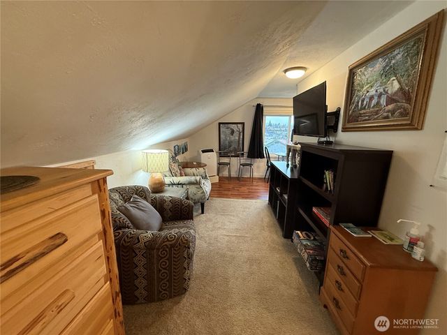 919 Pacific Avenue, Bremerton, WA 98337