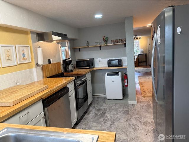 919 Pacific Avenue, Bremerton, WA 98337