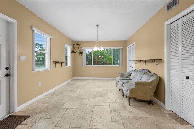 1407 Wyoming Avenue, Fort Pierce, FL 34982