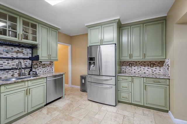 1407 Wyoming Avenue, Fort Pierce, FL 34982