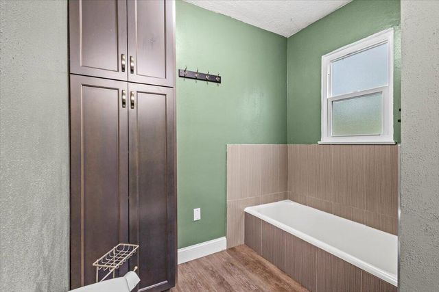 1407 Wyoming Avenue, Fort Pierce, FL 34982