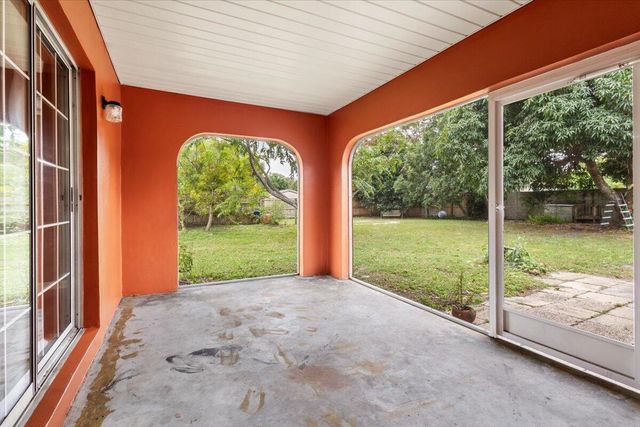 1407 Wyoming Avenue, Fort Pierce, FL 34982