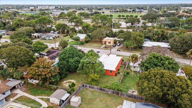 1407 Wyoming Avenue, Fort Pierce, FL 34982