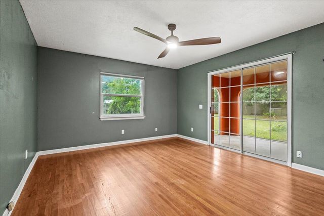 1407 Wyoming Avenue, Fort Pierce, FL 34982