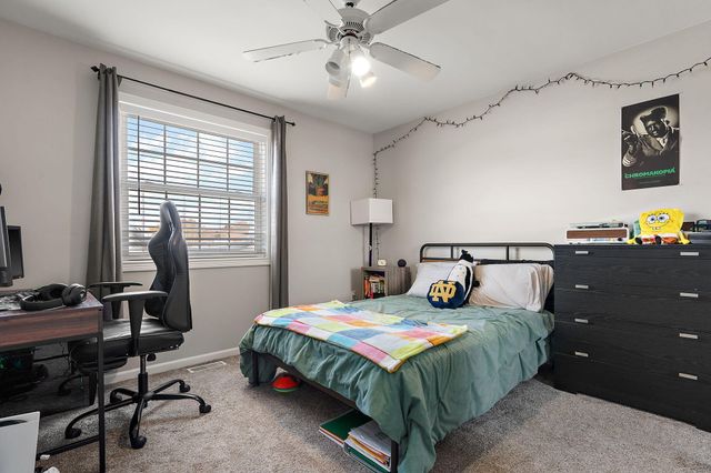 696 Admiral Drive, Porter, IN 46304