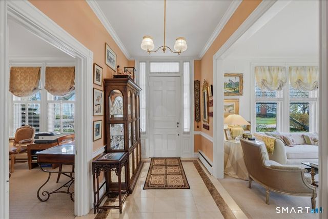 10 Scholes Lane, Essex, CT 06426