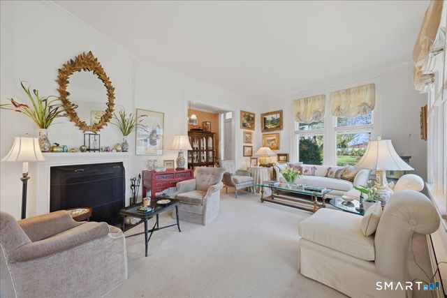 10 Scholes Lane, Essex, CT 06426