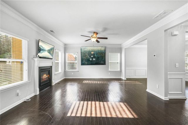 200 Cherokee Reserve Cir, Canton, GA 30115