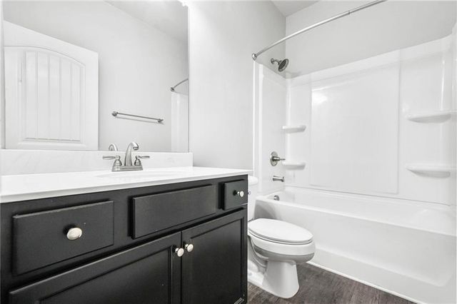 200 Cherokee Reserve Cir, Canton, GA 30115